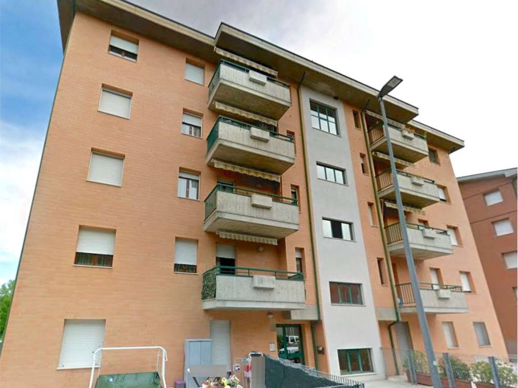 appartamento in vendita a Macerata in zona Sforzacosta