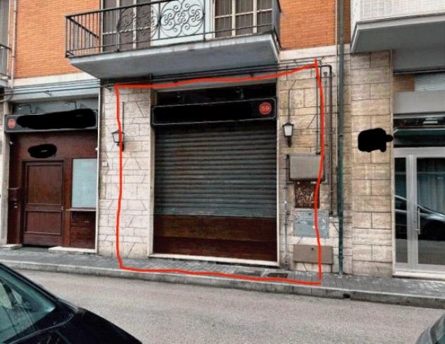 negozio in vendita a Macerata