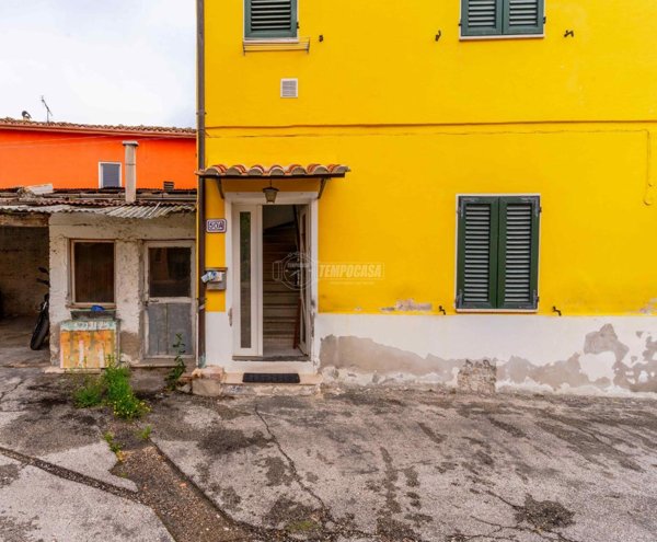 appartamento in vendita a Macerata in zona Villa Potenza