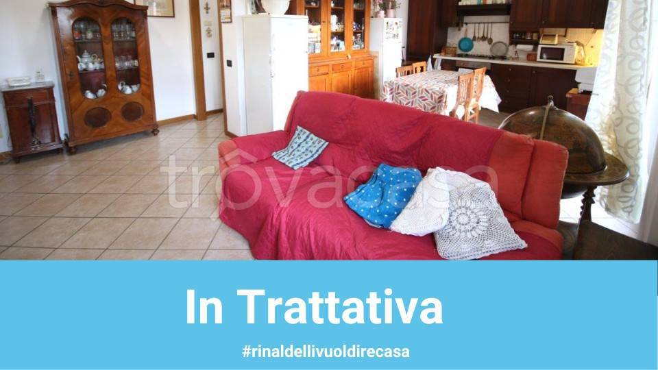 appartamento in vendita a Macerata in zona Sforzacosta