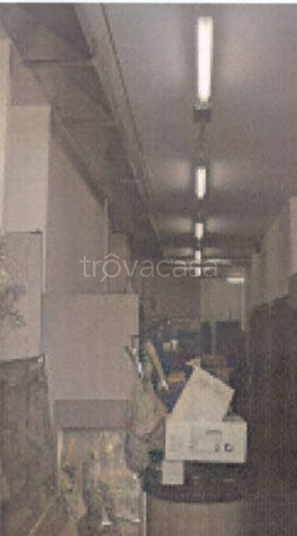 negozio in vendita a Macerata