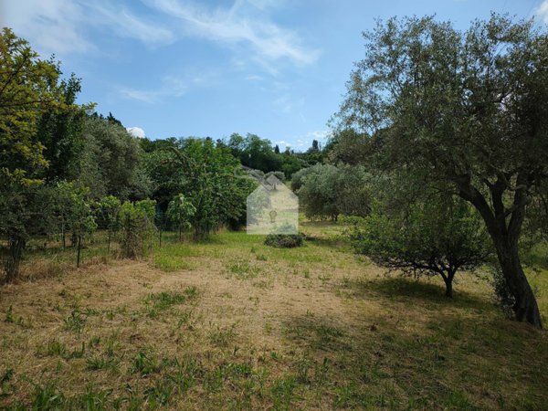 terreno agricolo in vendita a Macerata