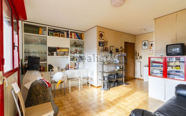 appartamento in vendita a Macerata in zona Sforzacosta