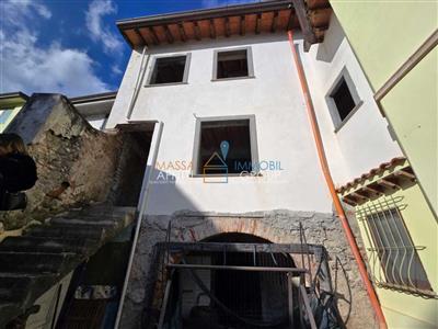 casa indipendente in vendita a Macerata