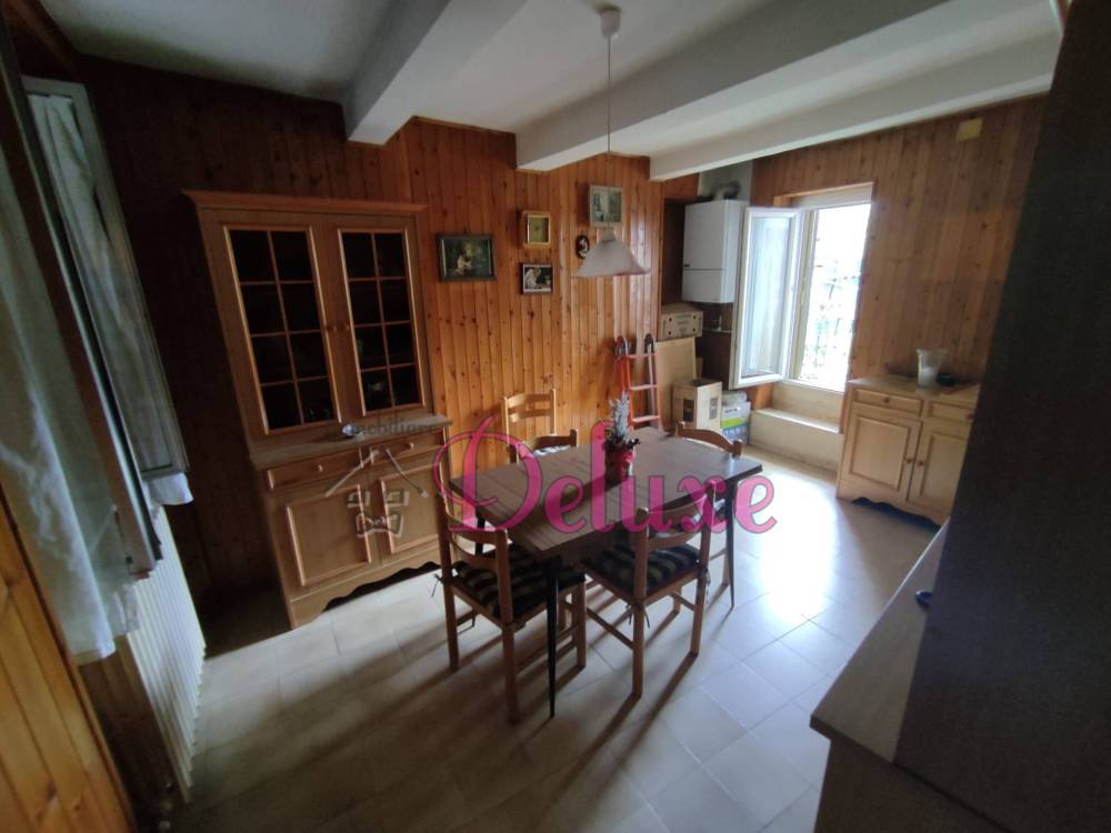 casa indipendente in vendita a Macerata