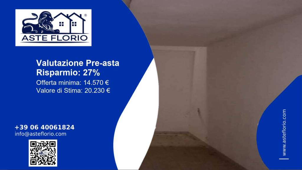 locale commerciale in vendita a Macerata
