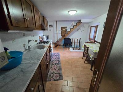casa indipendente in vendita a Macerata