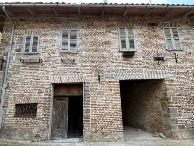 locale di sgombero in vendita a Macerata