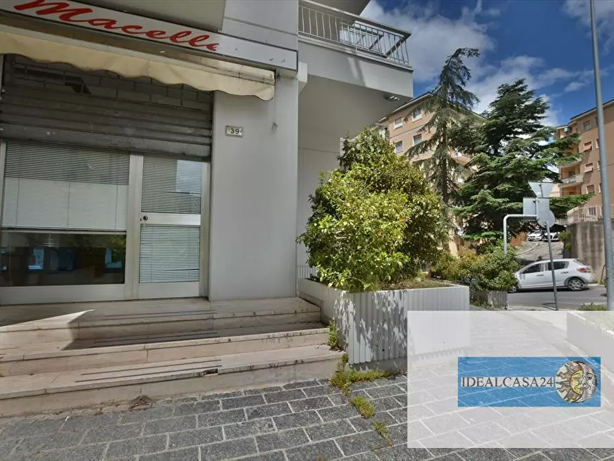 ufficio in vendita a Macerata