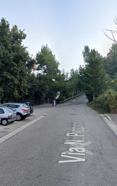 locale di sgombero in vendita a Macerata