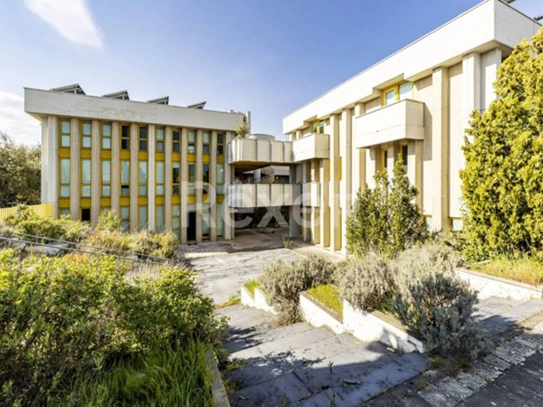 ufficio in vendita a Macerata in zona Piediripa