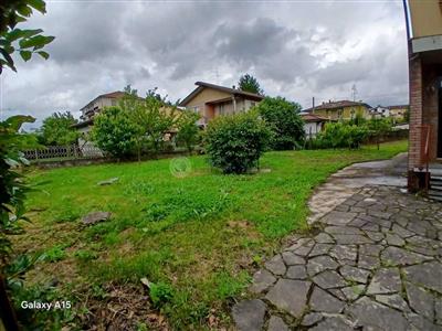 casa indipendente in vendita a Macerata