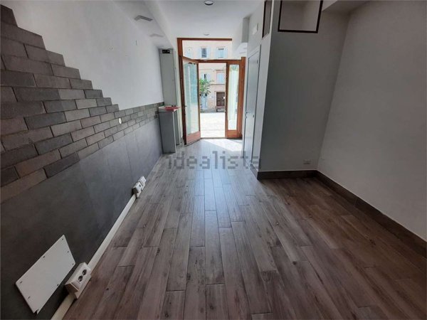 casa semindipendente in vendita a Macerata