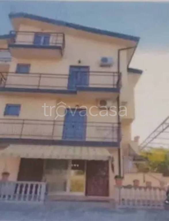 casa indipendente in vendita a Macerata