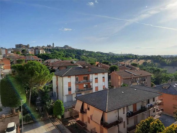 appartamento in vendita a Macerata
