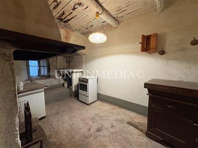 casa indipendente in vendita a Macerata
