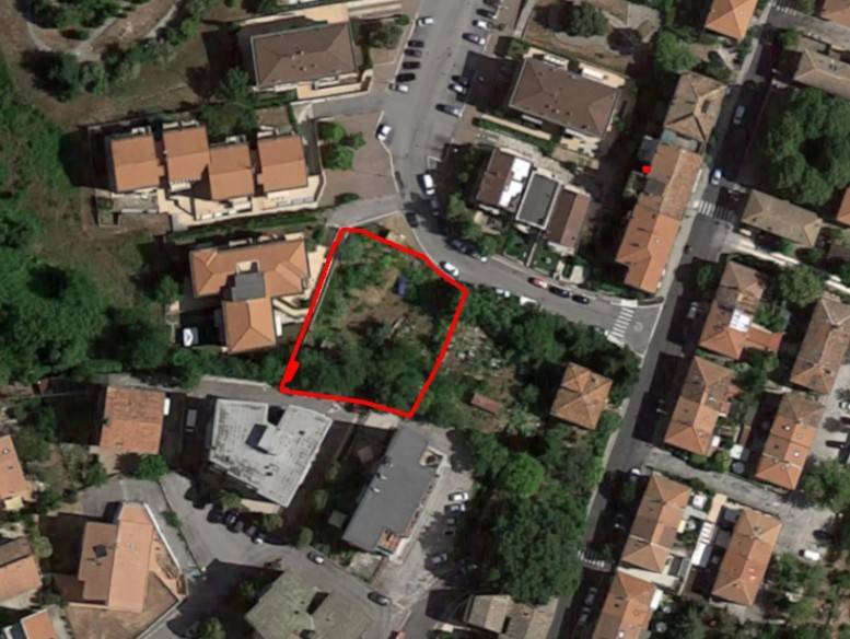 casa indipendente in vendita a Macerata