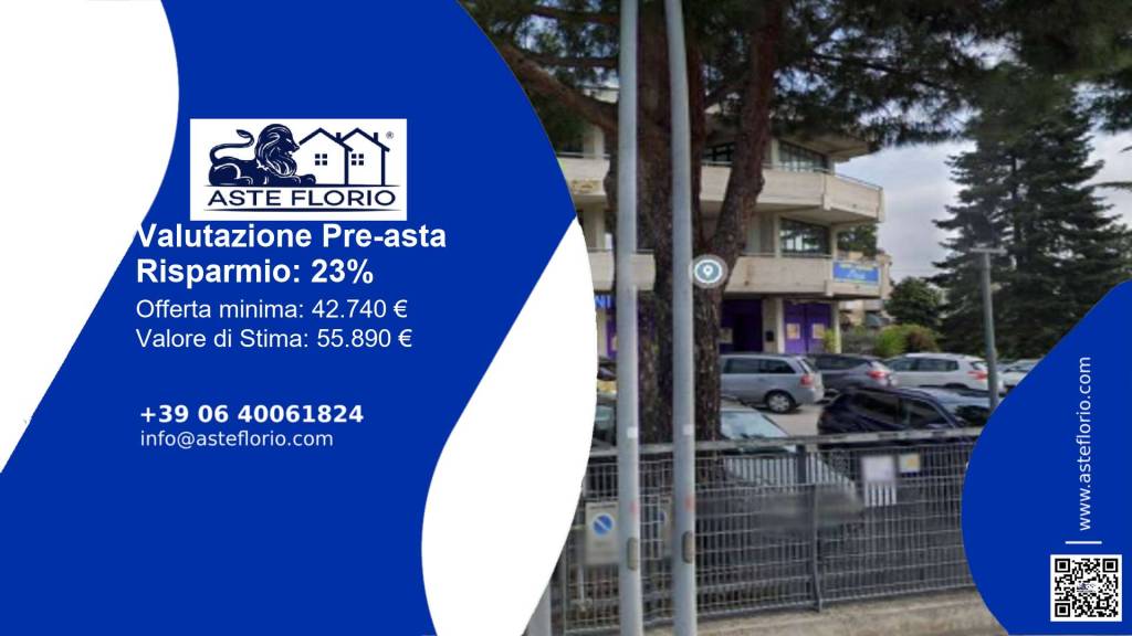 ufficio in vendita a Macerata in zona Piediripa