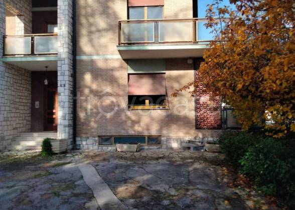 appartamento in vendita a Macerata in zona Piediripa