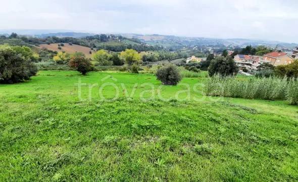 terreno agricolo in vendita a Macerata