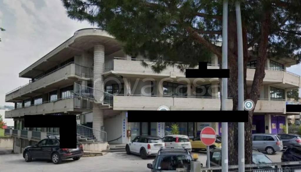 appartamento in vendita a Macerata in zona Piediripa