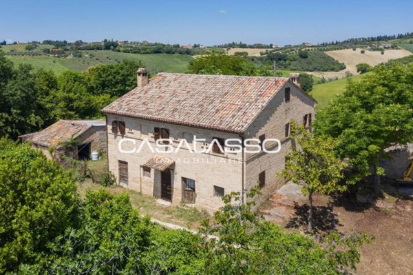 appartamento in vendita a Macerata in zona Santa Maria del Monte