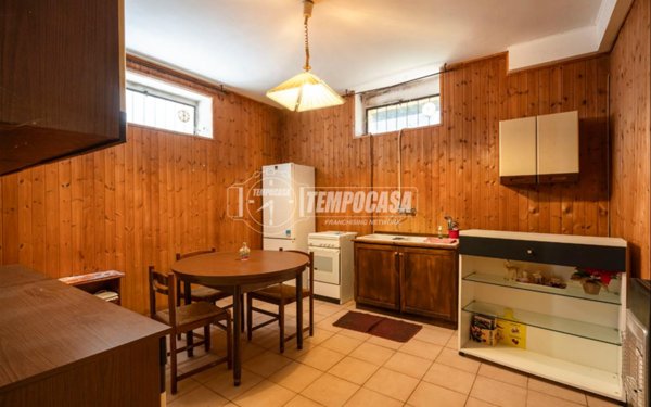 appartamento in vendita a Macerata in zona Villa Potenza