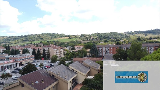 appartamento in vendita a Macerata in zona Villa Potenza