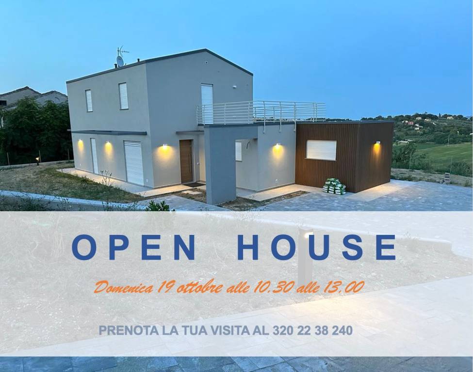 casa indipendente in vendita a Macerata