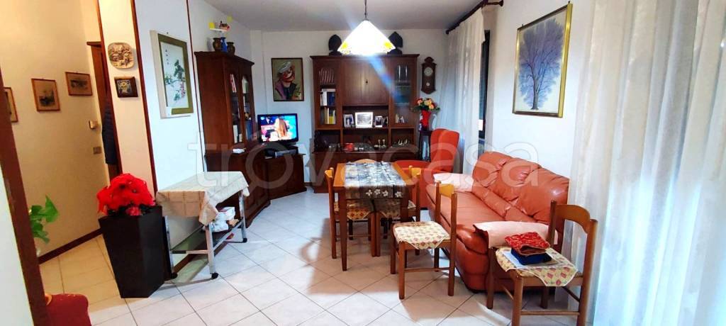 appartamento in vendita a Macerata in zona Sforzacosta