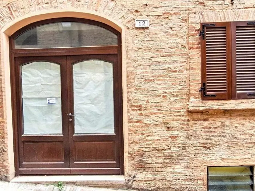 negozio in vendita a Macerata