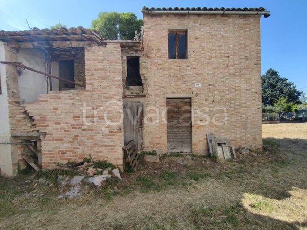 casa indipendente in vendita a Macerata in zona Villa Potenza