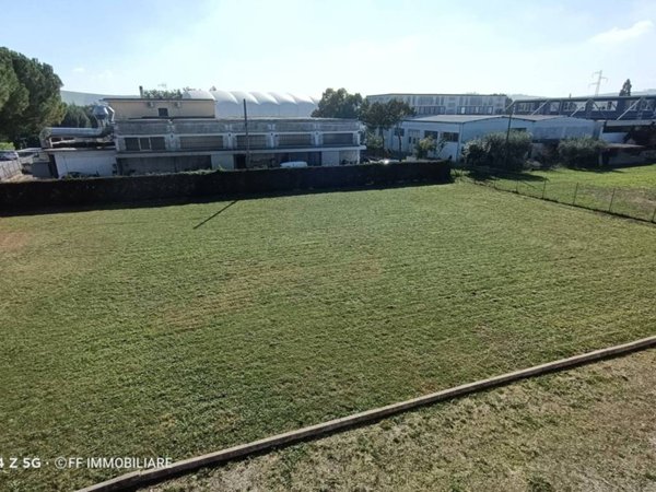 terreno agricolo in vendita a Macerata in zona Sforzacosta
