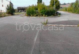 terreno edificabile in vendita a Macerata in zona Piediripa