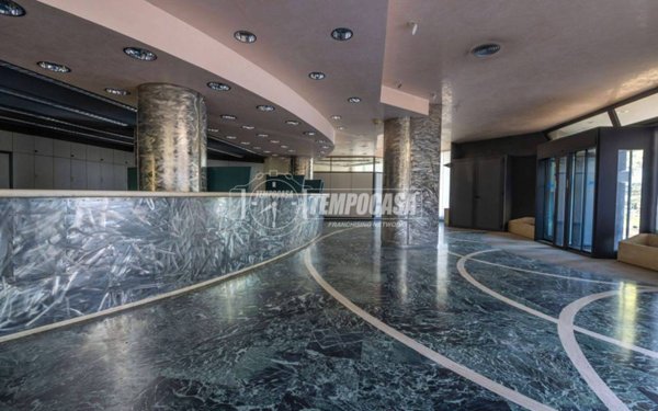 negozio in vendita a Macerata