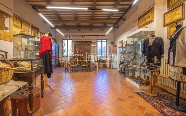 locale di sgombero in vendita a Macerata