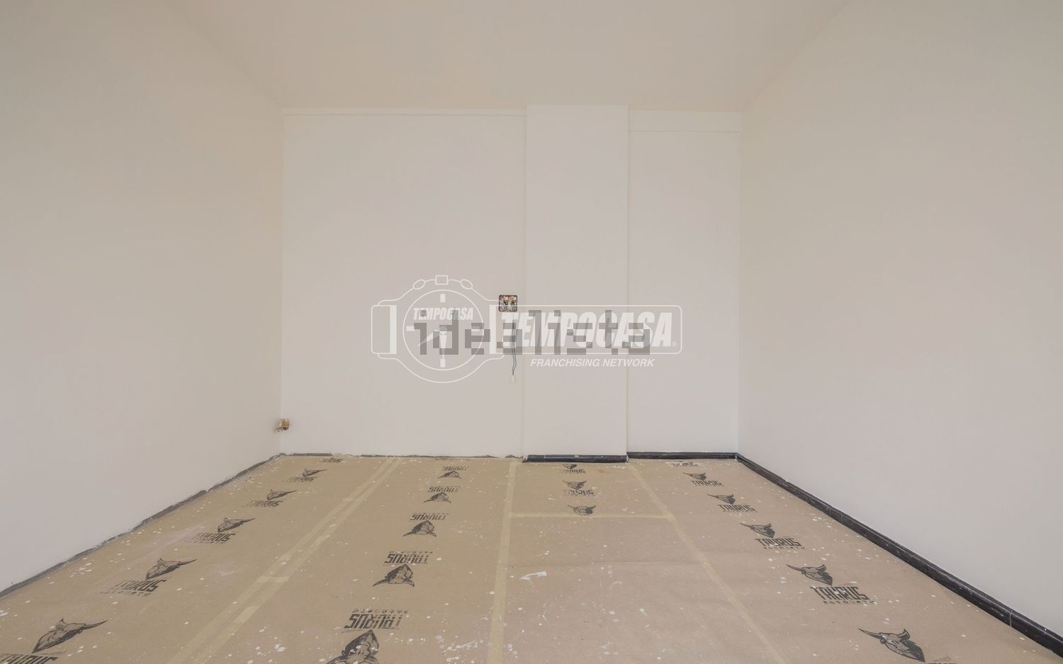 locale commerciale in vendita a Macerata