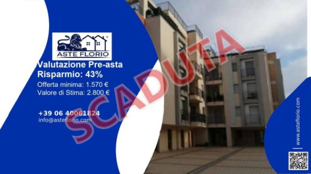 pentavano in vendita a Macerata