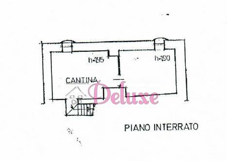 locale commerciale in vendita a Macerata