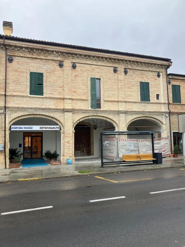 appartamento in vendita a Macerata in zona Sforzacosta