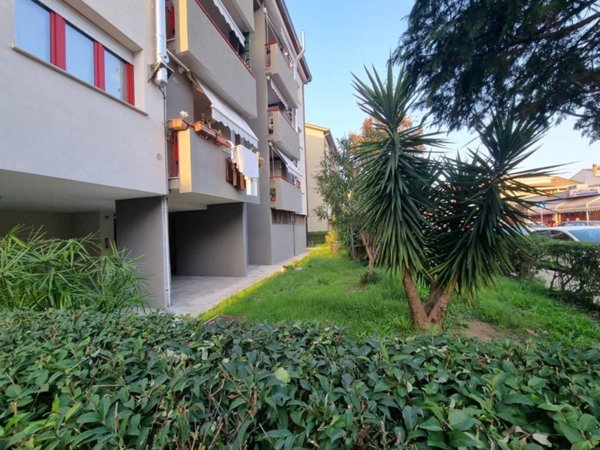 appartamento in vendita a Macerata in zona Sforzacosta