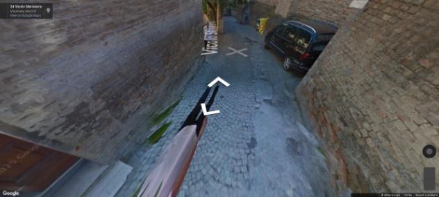 pentavano in vendita a Macerata