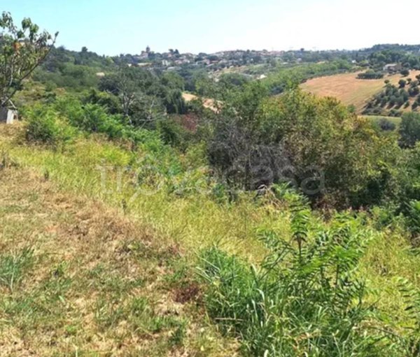 terreno edificabile in vendita a Macerata