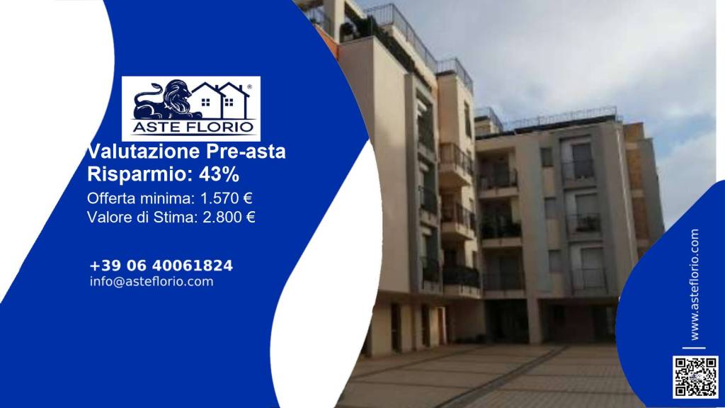 locale commerciale in vendita a Macerata