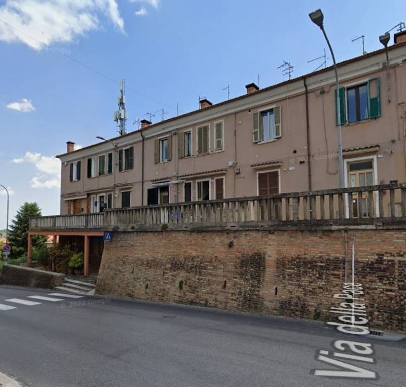 casa indipendente in vendita a Macerata