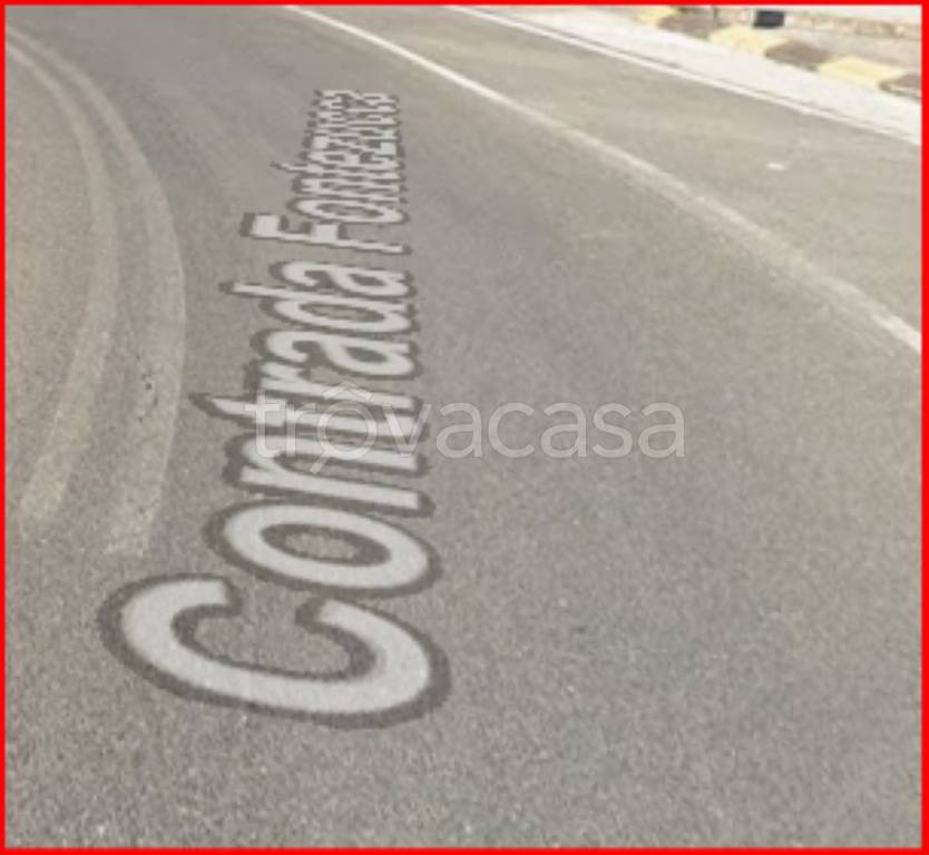 casa indipendente in vendita a Macerata