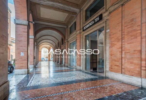negozio in vendita a Macerata