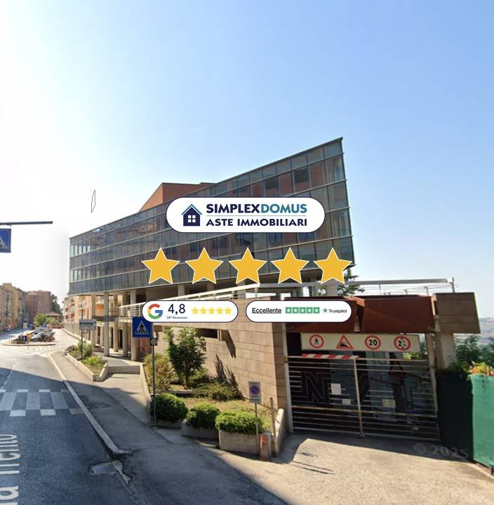 casa indipendente in vendita a Macerata