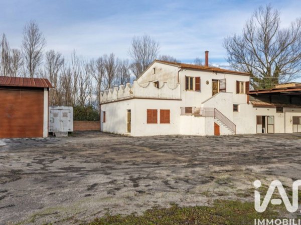 intera palazzina in vendita a Macerata