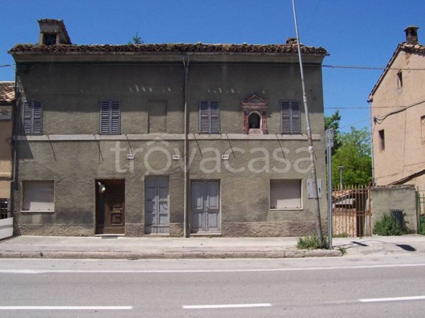 casa indipendente in vendita a Macerata in zona Villa Potenza